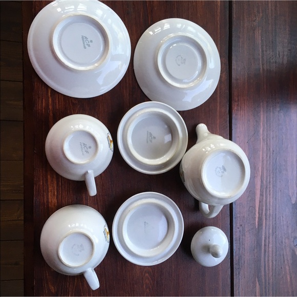 Vintage Bonomelli Teapot & 2 Teacups saucers and lids - Picture 8 of 12